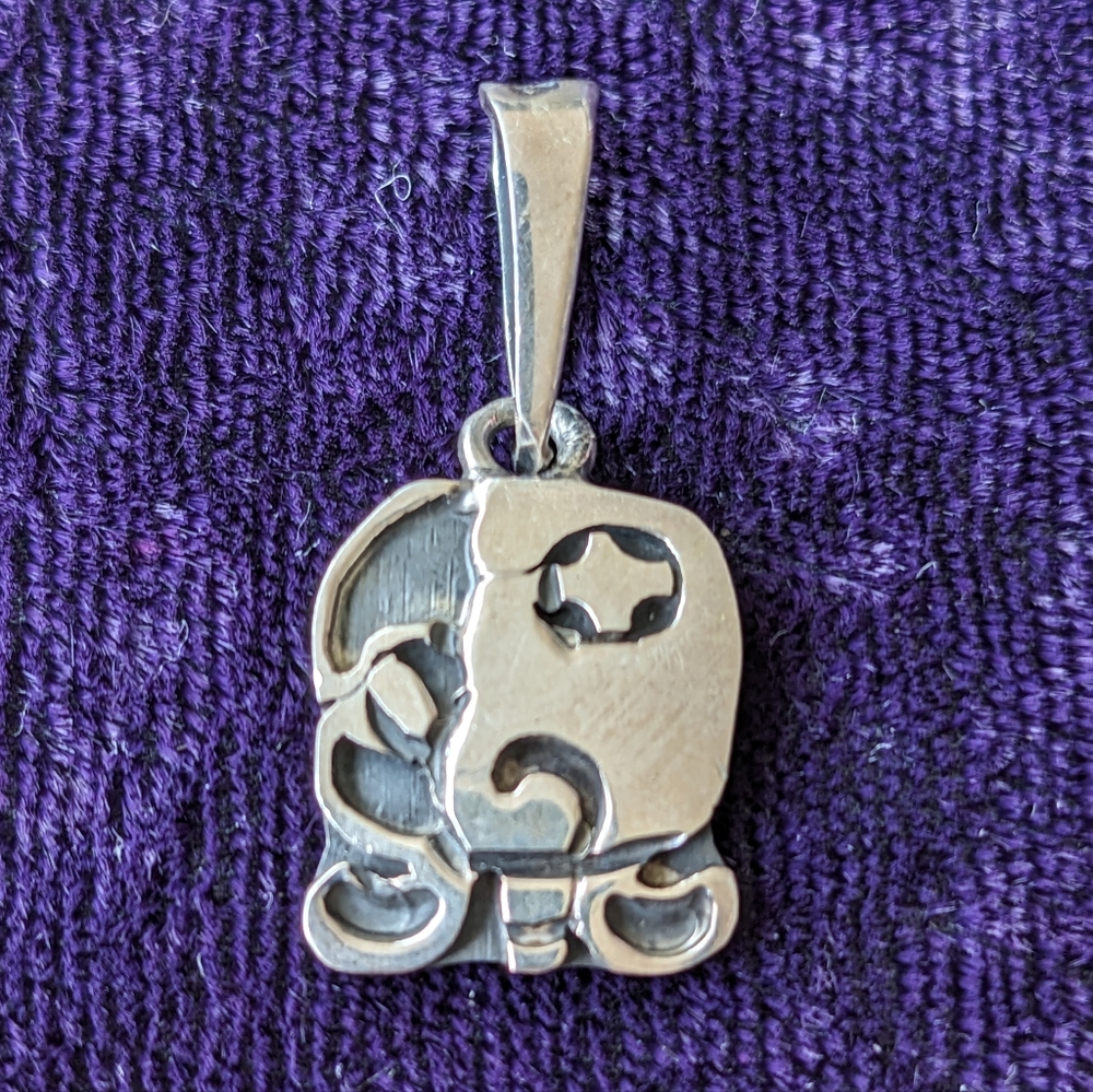 Vintage 925 Sterling Silver Southwestern Aztec / Mayan Mexican Pendant